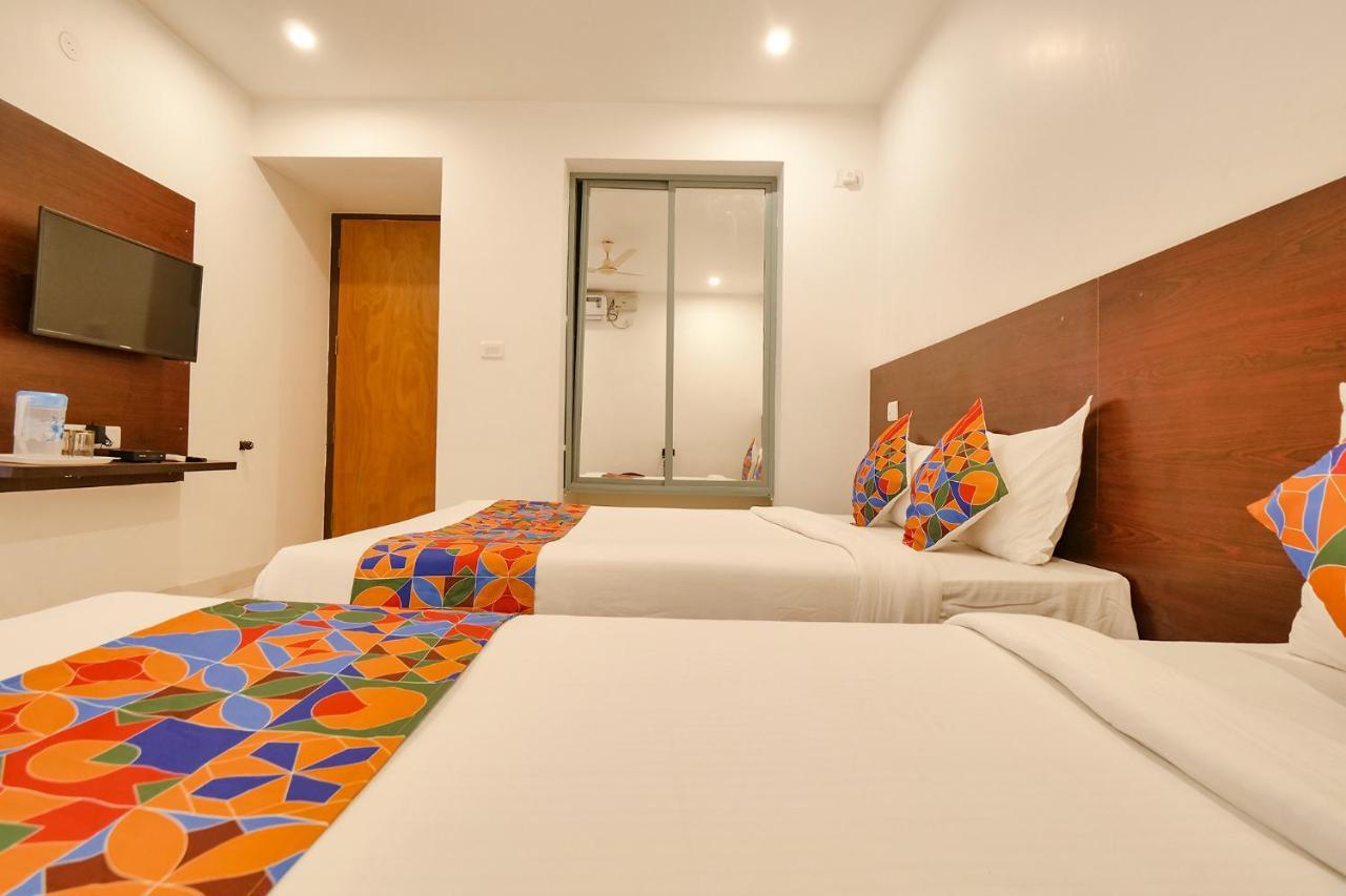 Fabexpress Krishna Suites Mysore Εξωτερικό φωτογραφία