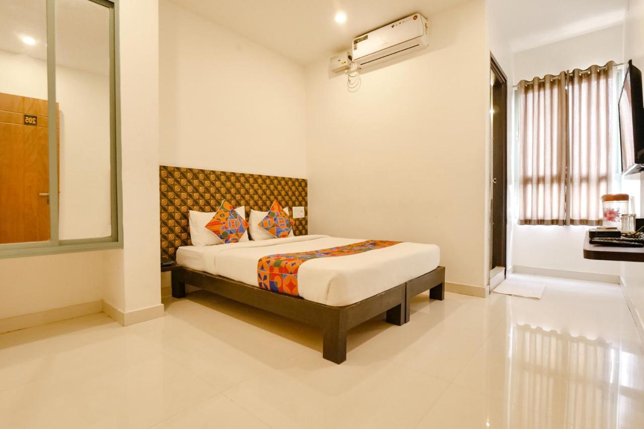 Fabexpress Krishna Suites Mysore Εξωτερικό φωτογραφία